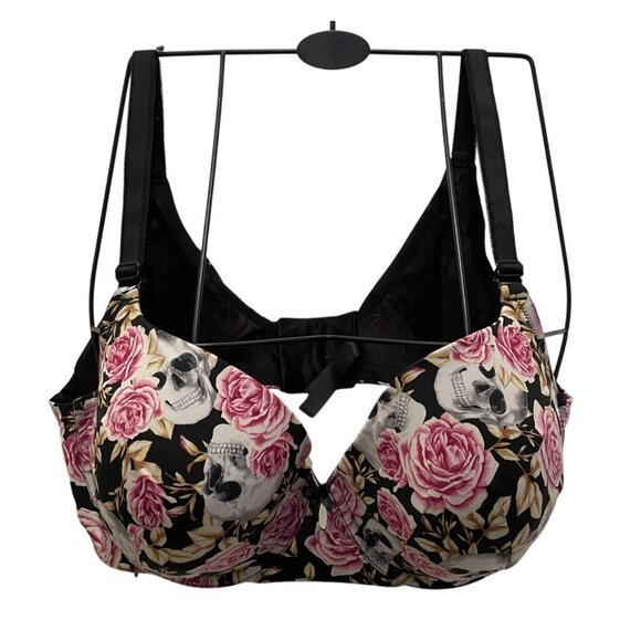 Torrid Black Roses & Skulls 360 Back Smoothing Lightly Lined T Shirt Bra 40DD - Picture 1 of 9